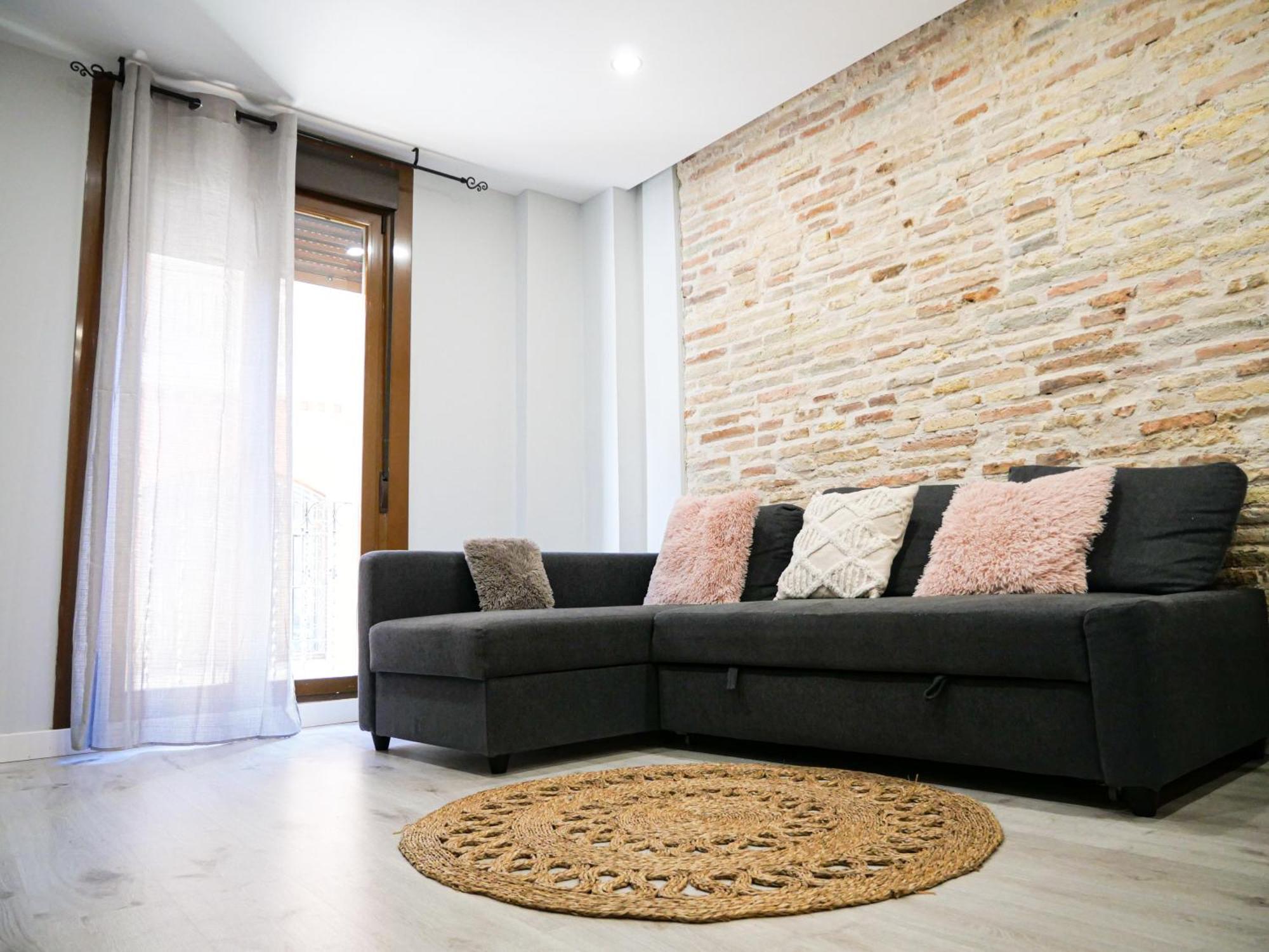 Espacioso Apartamento En El Centro De بنبلونة المظهر الخارجي الصورة